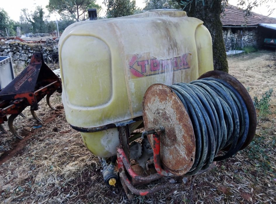Pulverizador tomix 600 litros