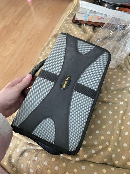 2 malas para colocar cds