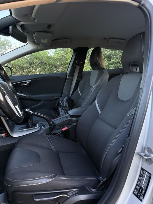 Volvo v40 D3 2.0 diesel, salon Polska