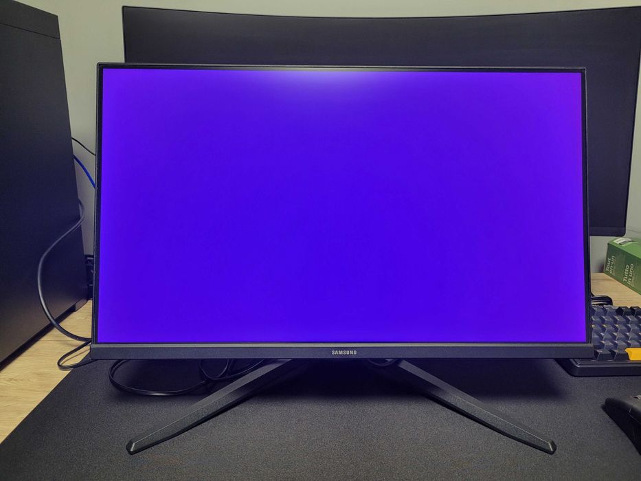 Ігровий монітор 24" Samsung Odyssey G3 (144Hz) + кронштейн RZTK NB-F80