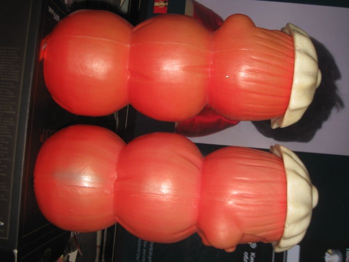 Контейнер полиэтиленовый для непищевых мелочей с клеймом и ценой