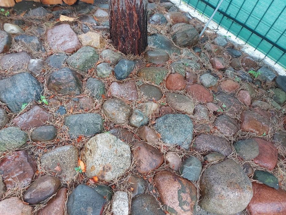 Kamienie polne,otaczaki duże na skalniaki ozdoby ogrodowe,oczko wodne