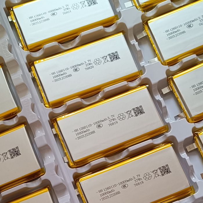 Литий-полімерний акумулятор для заміни в повербанк, 10000 мАх 3.7V