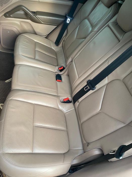 Продам Porsche Cayenne в ідеальному стані!