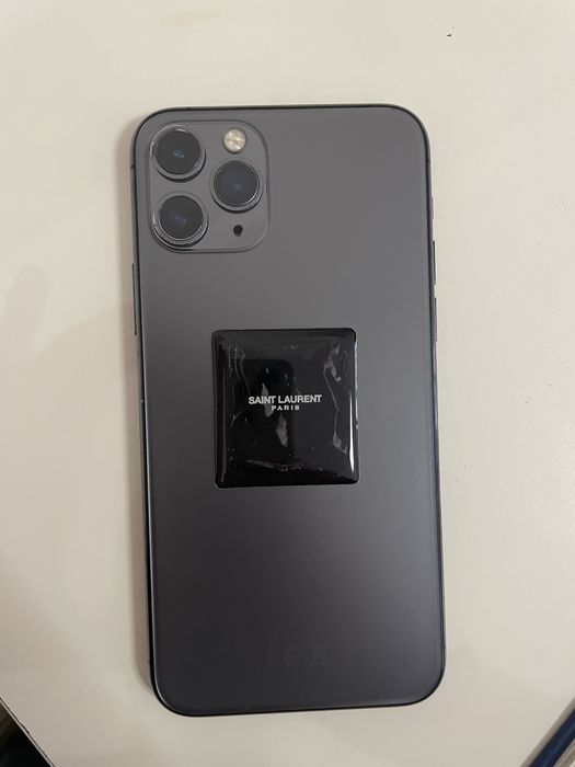 iPhone 11 Pro 64GB Space Gray - повністю робочий, невелика тріщина