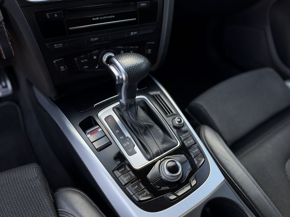 Audi A4 2.0 TDI S-LINE “ LOOK RS4 “