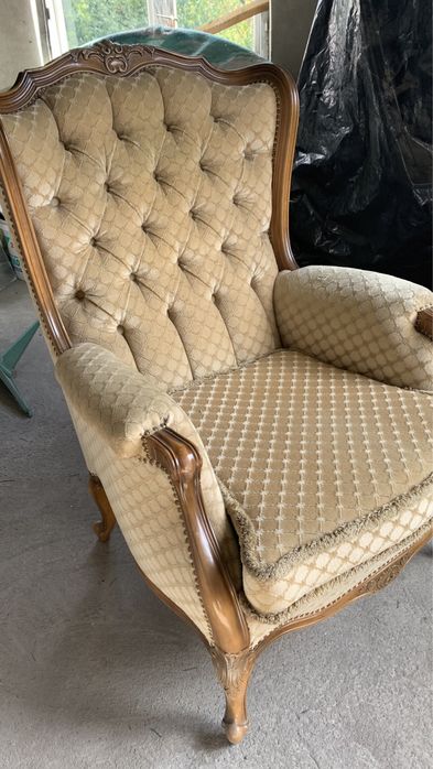 Fotele w stylu ludwikowskim