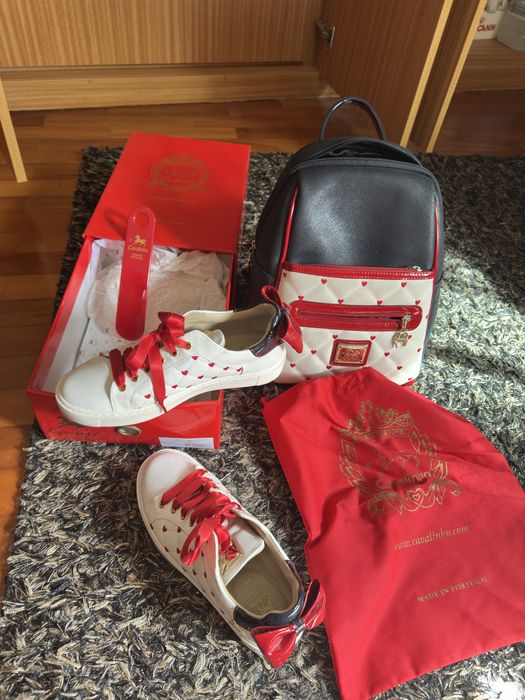 Sapatilhas 36 e Mochila Cavalinho