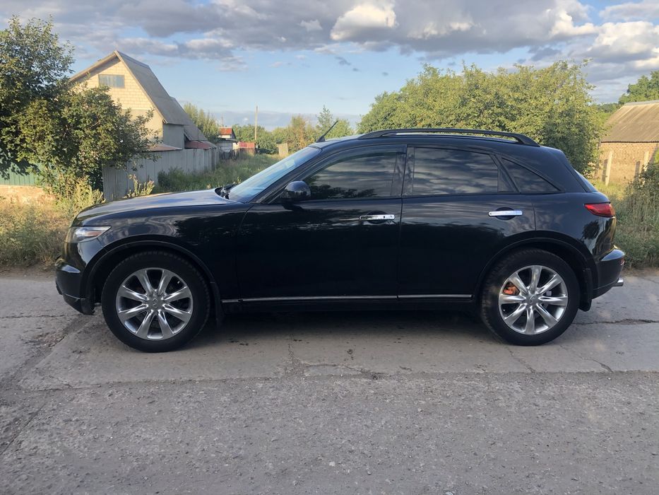 Продам Infiniti FX35
