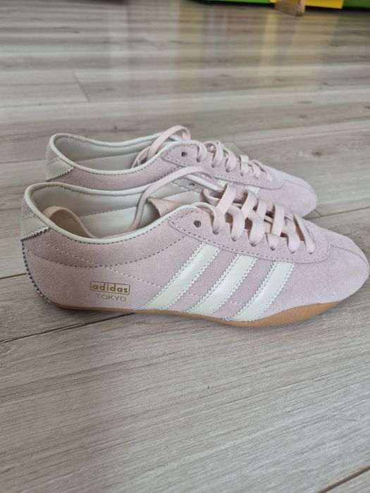 Нові оригінальні кросівки Adidas TOKYO W!