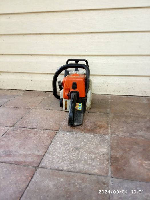 Бензопила рабочая