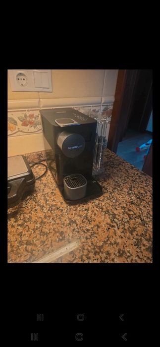 Maquina de cafe nespresso