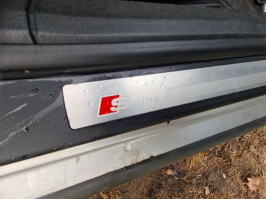 4szt LISTWY Sline progowe emblematy nakładki AUDI A4 B7 2006r