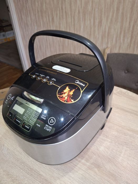 Мультиварка Midea