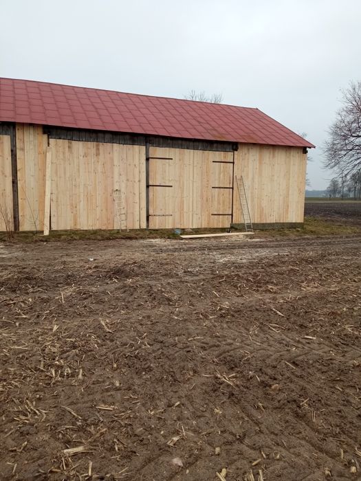 Stodoła szopa wymiana starych desek na nowe