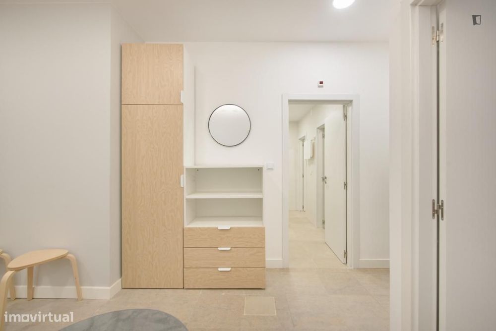 Quarto - localizado em Olaias Lisbon