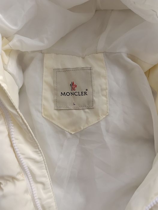 Пухова куртка  Moncler