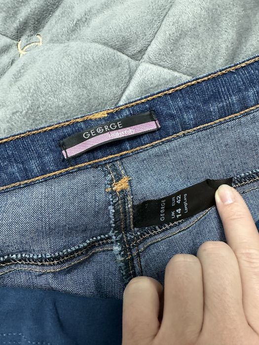 Жіночі джинси для вагітних