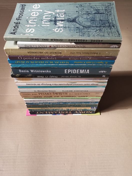 24 książki religijne, relgia, chrześcijaństwo, Święci, księża, biblia