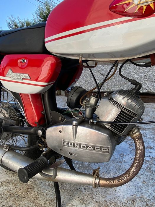 (Usado) ZUNDAPP E.F.S 220