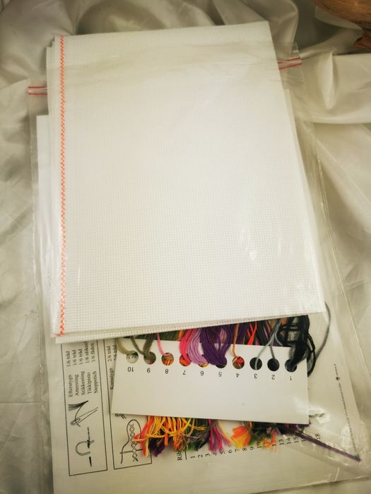 Zestaw nr. 2 do haftu krzyżykowego