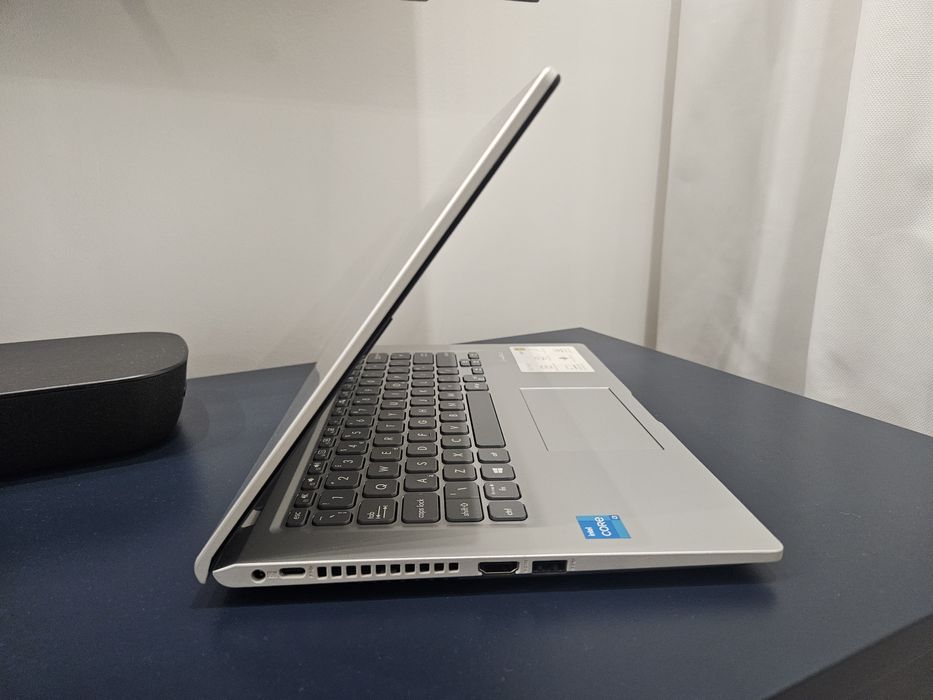 Laptop ASUS X415EA 14" i3-11th M2 SSD Windows 11