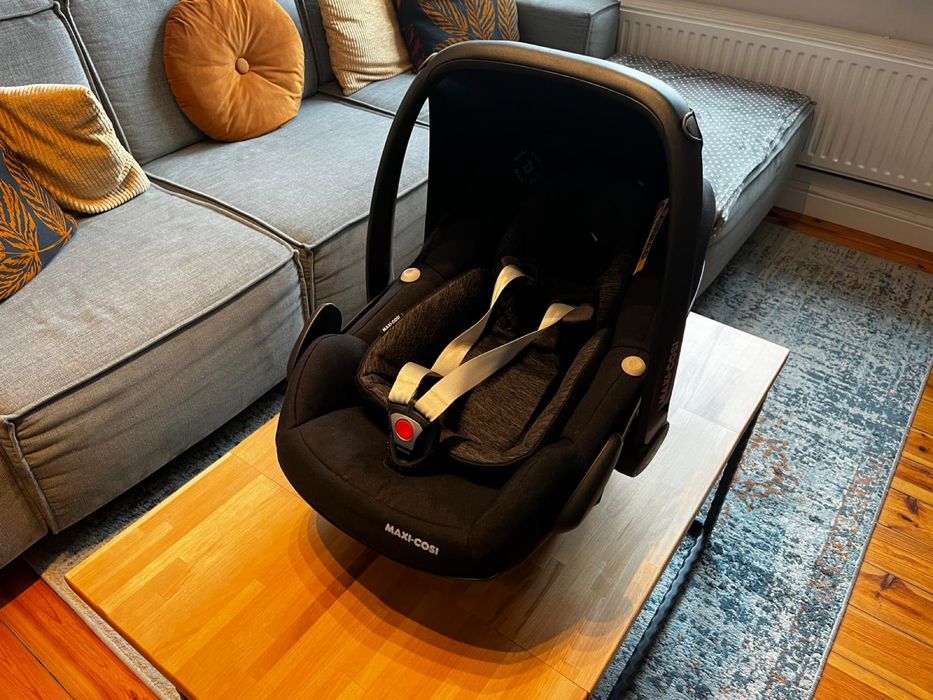 Zestaw fotelików z bazą Maxi Cosi: Pebble Pro, Pearl Pro 2, FaliyFix2