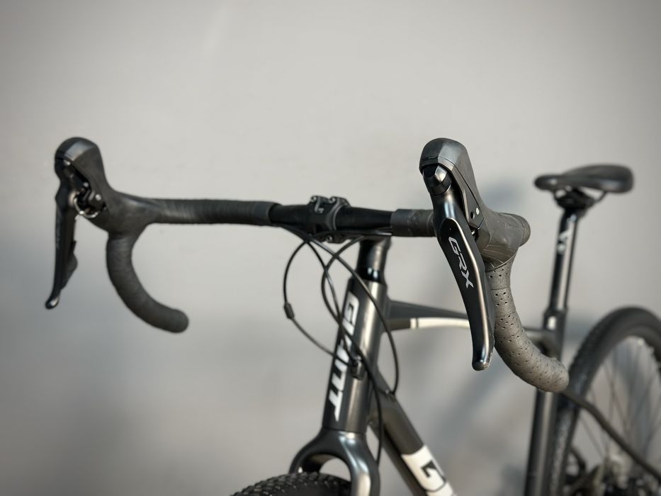 Гравел Giant Revolt M GRX