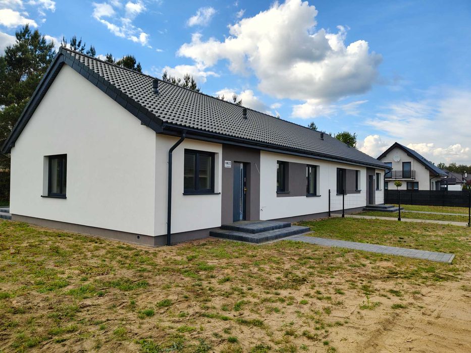 Nowy dom Węglew gm.Golina tel.516405820