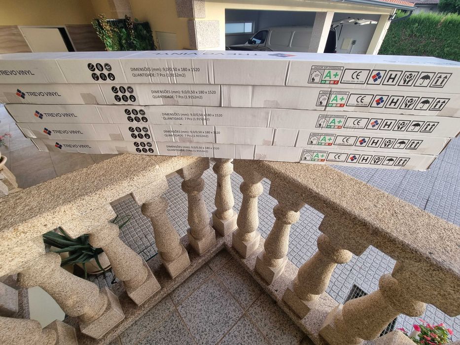 Pavimento Vinílico NOVO WPC 9MM (10M2)