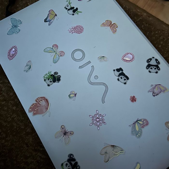 Laptop vaio bialy z naklejkami