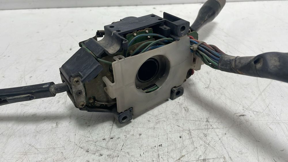 CONJUNTO COMPLETO DE MANETES MITSUBISHI L300 II [86-00]