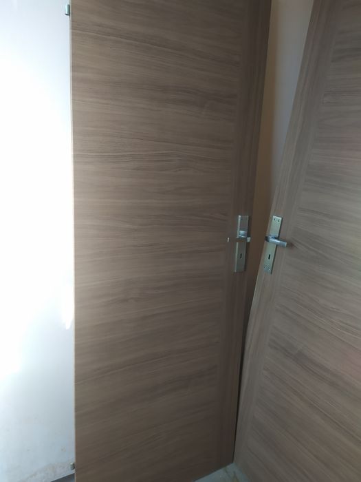 Drzwi wewnętrzne szerokość 74 lewe