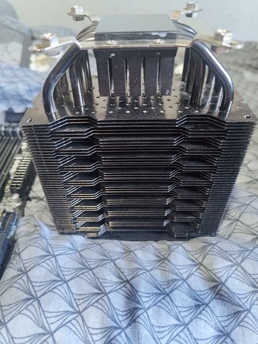Płyta główna ASRock+ i7-8700k+Chłodzenie