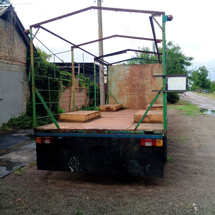 Продам грузовой прицеп