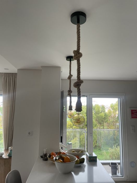Candeeiros de teto de corda