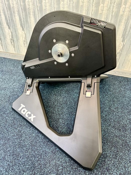 Tacx Neo велостанок