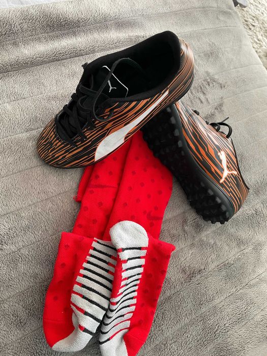 Ténis Puma Turf Criança - Nº 37 + OFERTA Meias Nike