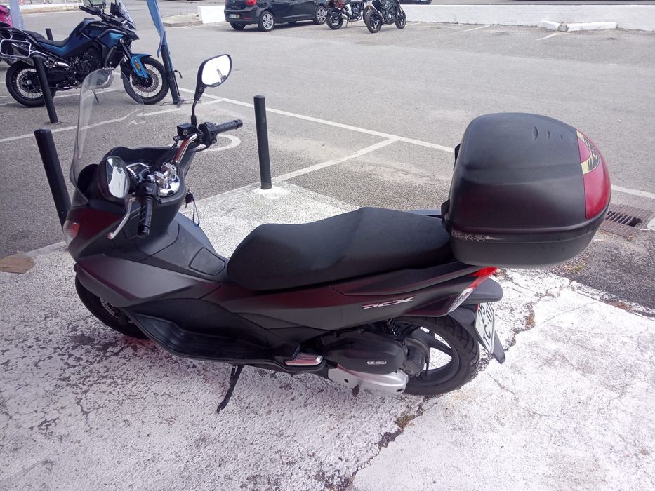 Honda pcx com top case