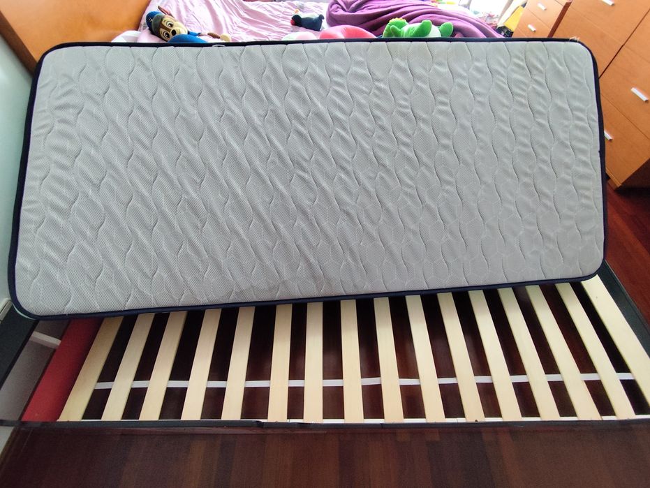 Cama carro com colchão