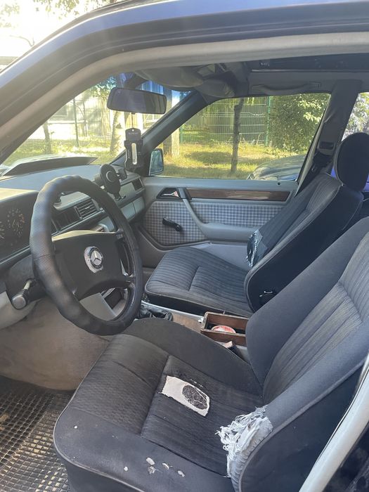 Mercedes-Benz W124 2.0