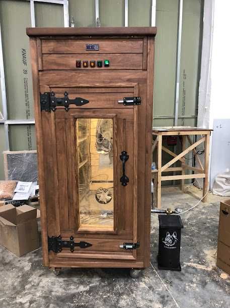 Коптильня Профессиональная утепленная на 60 кг.