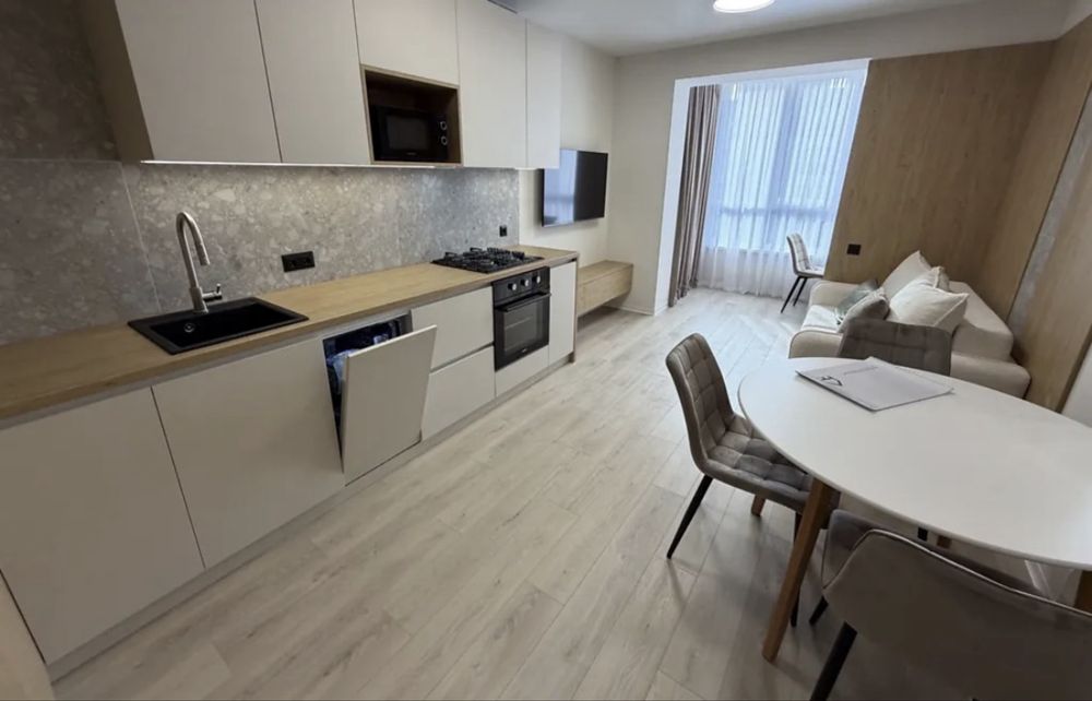 Продаж сучасноі 1 к квартири в р- ні Виставка