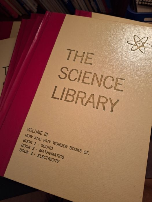 Enciclopédia  Science Library