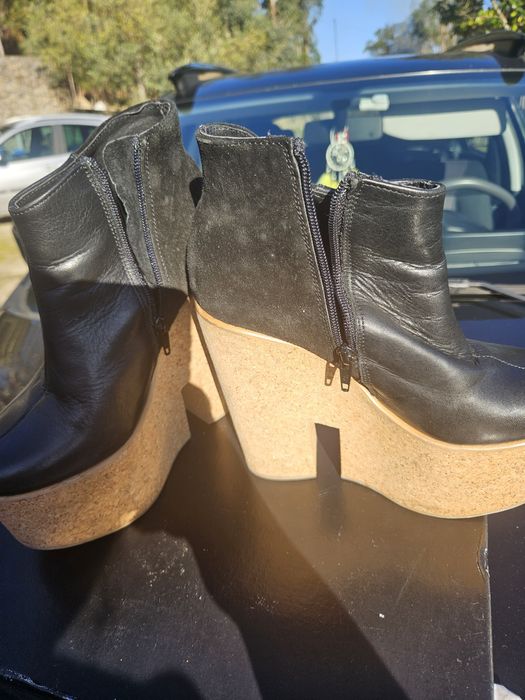 Botas  notyet  em muito bom estado