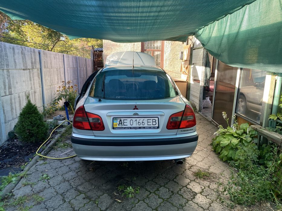 Mitsubishi Carisma