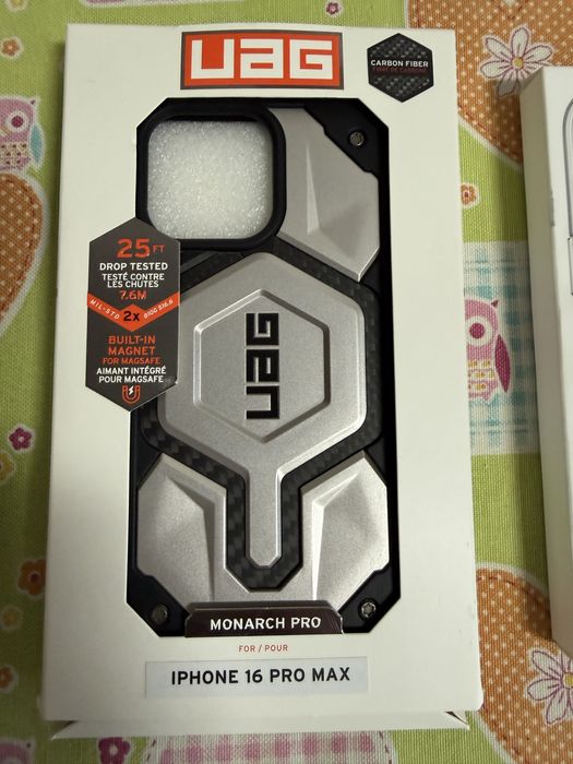 Capas UAG e quad lock 16 pro max