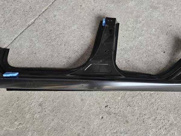 Painel Lateral Esquerdo Peugeot 308 II (13->)