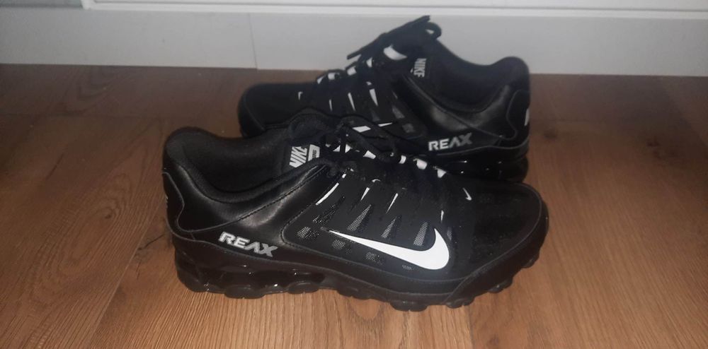 Nowe buty nike reax