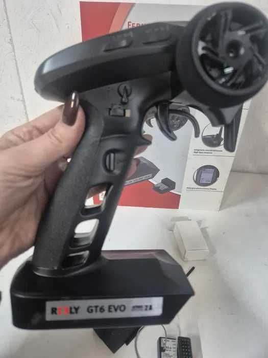 Aparatura pilot Reely GT6 EVO 2,4GHz